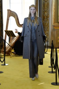 All the Looks from the Gucci Resort 2018 Show in Florence