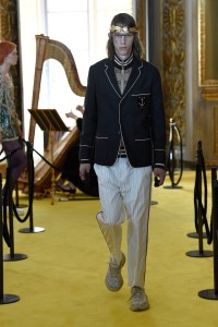 All the Looks from the Gucci Resort 2018 Show in Florence