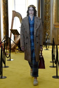All the Looks from the Gucci Resort 2018 Show in Florence