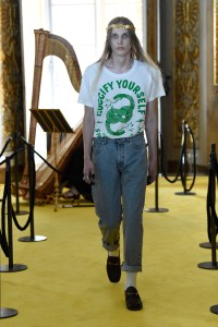 All the Looks from the Gucci Resort 2018 Show in Florence