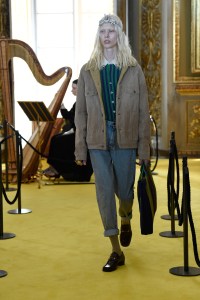All the Looks from the Gucci Resort 2018 Show in Florence