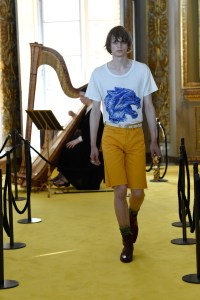 All the Looks from the Gucci Resort 2018 Show in Florence