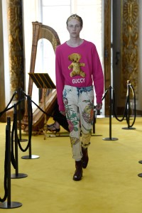 All the Looks from the Gucci Resort 2018 Show in Florence