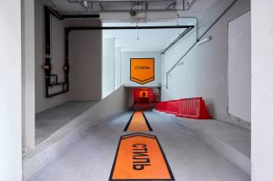 The entrance to the party with signs declaring ÒstyleÓ in Russian.