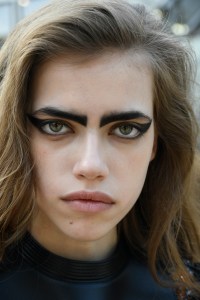 The beauty look at the Louis Vuitton Resort 2018 show