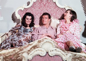 'The Saint' TV - 1967 - To Kill a Saint -Maggie Wright, Roger Moore, Valerie Leon.Nita Lorraine