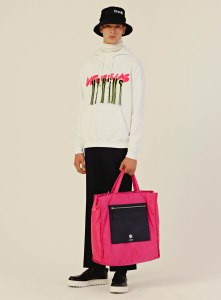 Versus Resort 2018