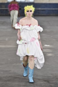 Eden Lowerth Tom Barrat Arts School MAN Men's Spring 2018