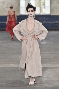 Eden Lowerth Tom Barrat Arts School MAN Men's Spring 2018
