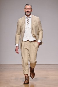Daks Men's Spring 2018