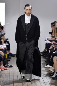 Facetasm Men's Spring 2018