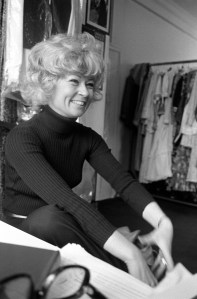 British designer Gina Fratelli at an advance showing of her Fall 1972 RTW collection