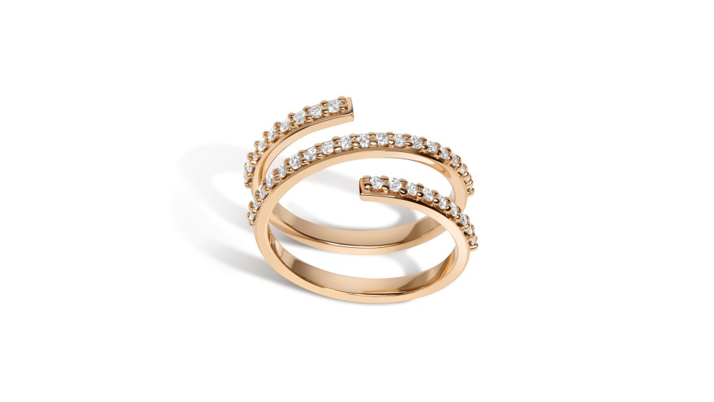 A ring from Aurate.