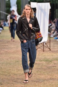 J.W. Anderson Men's RTW Spring 2018
