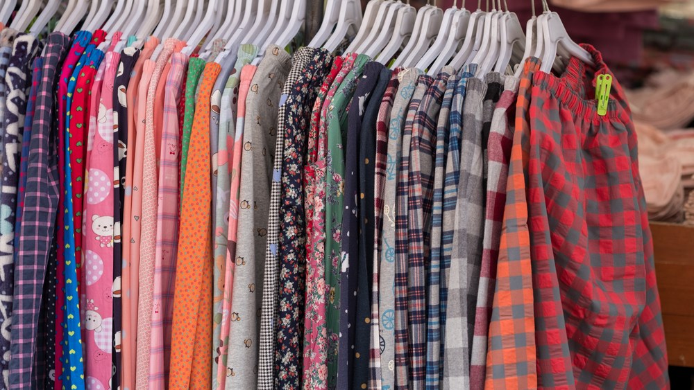 Adyen apparel market