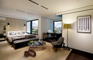 The hotel will hold 336 rooms and straddles the business districts of Central and Admiralty.