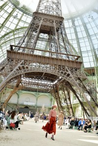 The Set at Chanel Haute Couture Fall 2017
