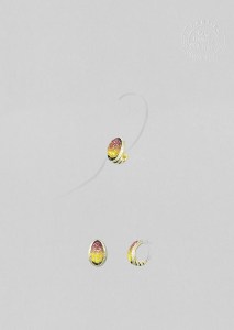 Yellow Berry Earrings: Yellow gold, yellow brilliant-cut diamonds, orange brilliant-cut diamonds, white brilliant-cut diamonds, black lacquer.