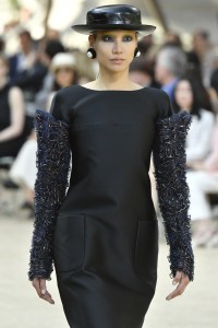 Details at Chanel Couture Fall 2017