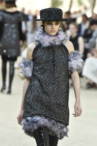 Details at Chanel Couture Fall 2017