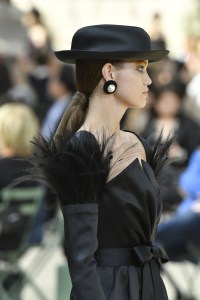 Details at Chanel Couture Fall 2017