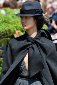 Details at Christian Dior Couture Fall 2017