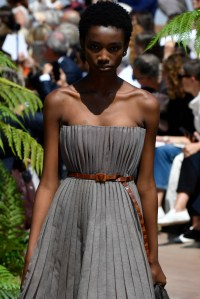 Details at Christian Dior Couture Fall 2017