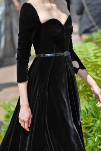 Details at Christian Dior Couture Fall 2017