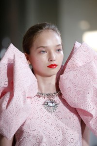 Details at Giambattista Valli Couture Fall 2017