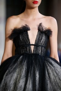 Details at Giambattista Valli Couture Fall 2017