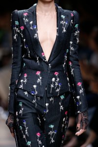 Details at Giorgio Armani Privé Couture Fall 2017