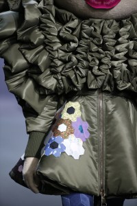Details at Viktor & Rolf Couture Fall 2017