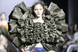 Details at Viktor & Rolf Couture Fall 2017