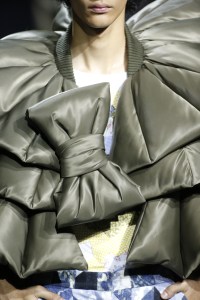 Details at Viktor & Rolf Couture Fall 2017