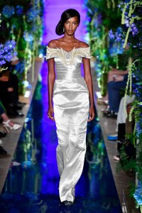 Guo Pei Couture Fall 2017