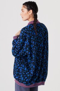 A Disney and Otis "Frozen" design competition winning look