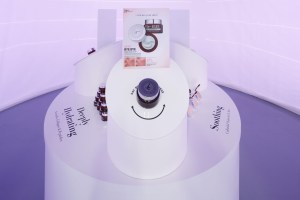 The 'It Cosmetics’ ExhibIT.'
