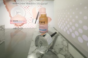 The 'It Cosmetics’ ExhibIT.'
