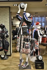 Jahnkoy Men's Spring 2018