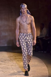 Teddy Ondo Ella Men's Spring 2018