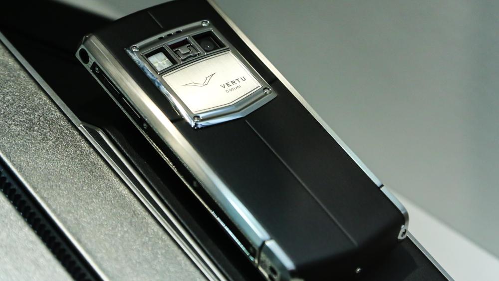 Vertu Constellation