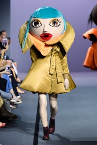 Viktor and Rolf Couture Fall 2017
