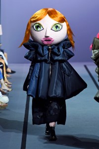 Viktor and Rolf Couture Fall 2017