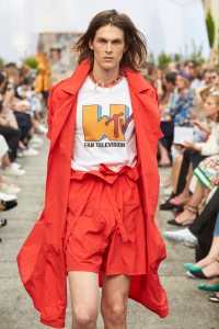 BERLIN, GERMANY - JULY 06: A model walks the runway during the William Fan defile during 'Der Berliner Mode Salon' Spring/Summer 2018 at Kronprinzenpalais on July 6, 2017 in Berlin, Germany. (Photo by Sebastian Reuter/Getty Images for DER BERLINER MODESALON)