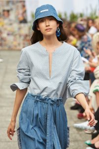 BERLIN, GERMANY - JULY 06: A model walks the runway during the William Fan defile during 'Der Berliner Mode Salon' Spring/Summer 2018 at Kronprinzenpalais on July 6, 2017 in Berlin, Germany. (Photo by Sebastian Reuter/Getty Images for DER BERLINER MODESALON)