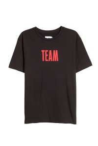 A look from Justin Bieber's Purpose Tour merch at H&M.