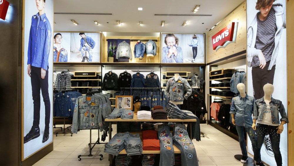 The Levi's pop up at Macy's.