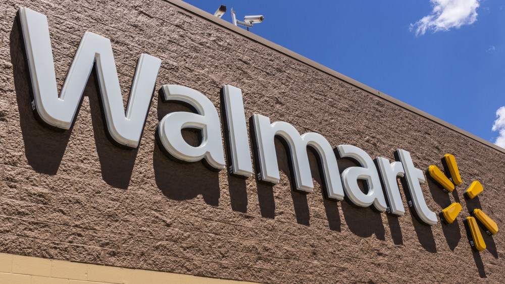 Wal-Mart Hopes to Reap Returns and Good Will From New Program