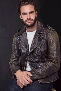 Tom Bateman