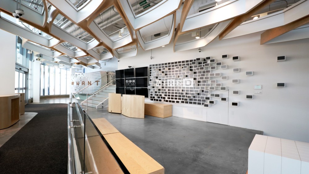 Wired store